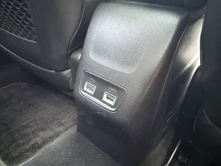 Vehicle Image 20