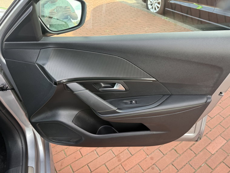 Vehicle Image 50