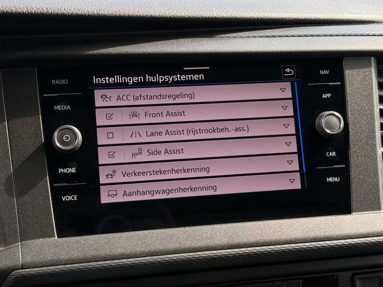 Vehicle Image 28