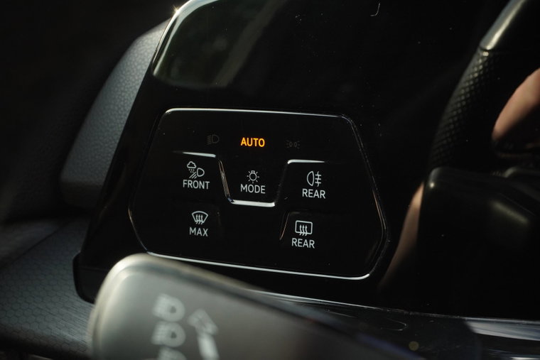 Vehicle Image 37