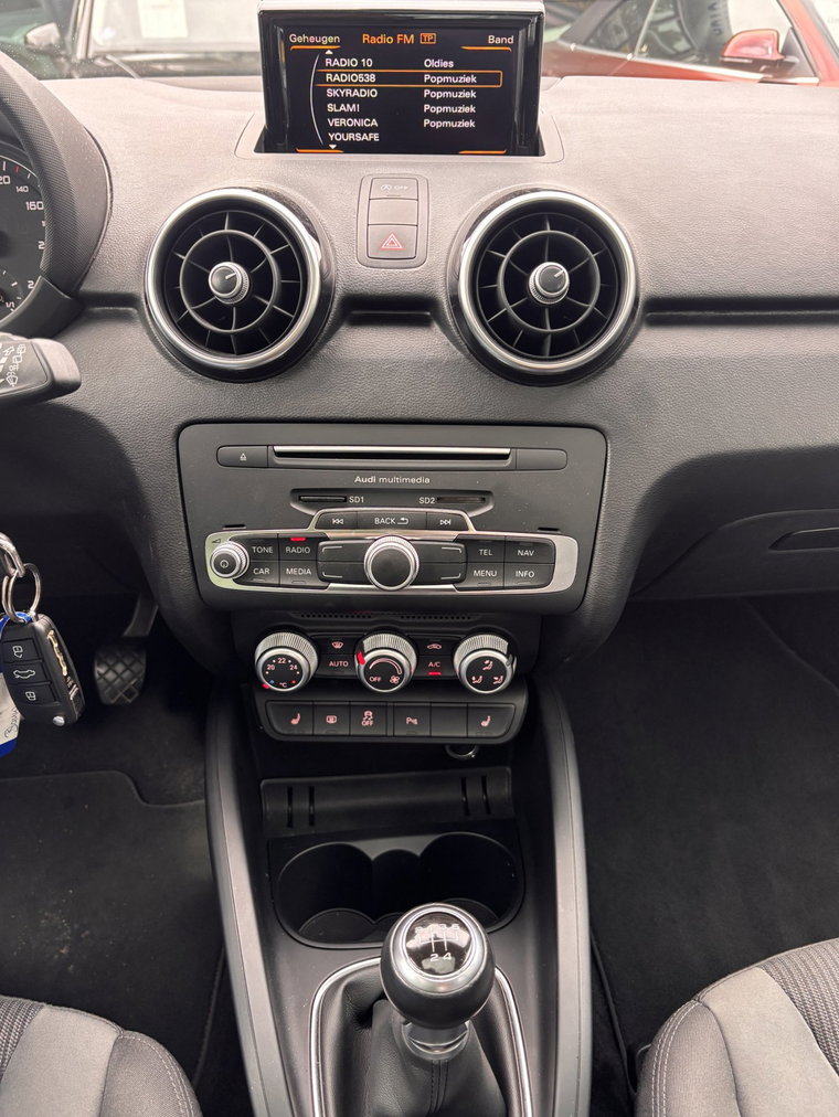Vehicle Image 19