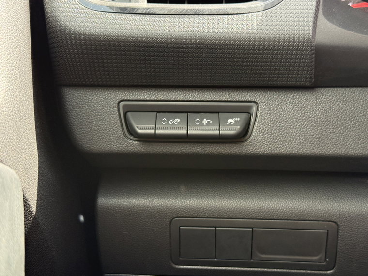 Vehicle Image 24