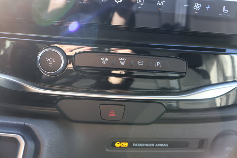 Vehicle Image 27
