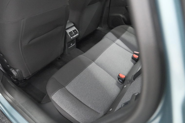Vehicle Image 38