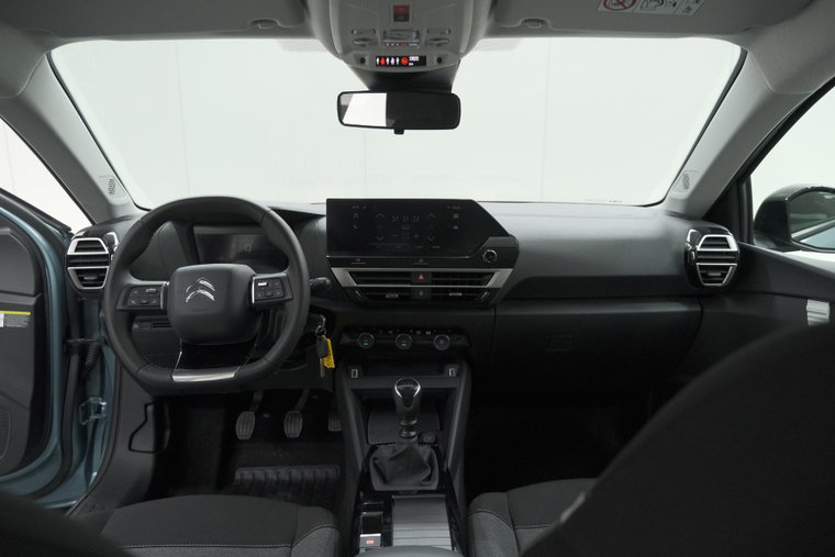 Vehicle Image 41