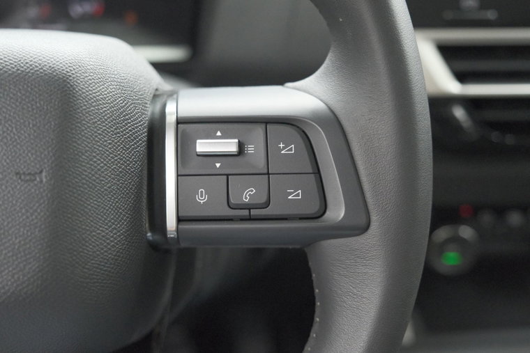 Vehicle Image 46