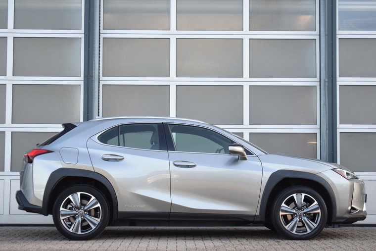 Vehicle Image 11
