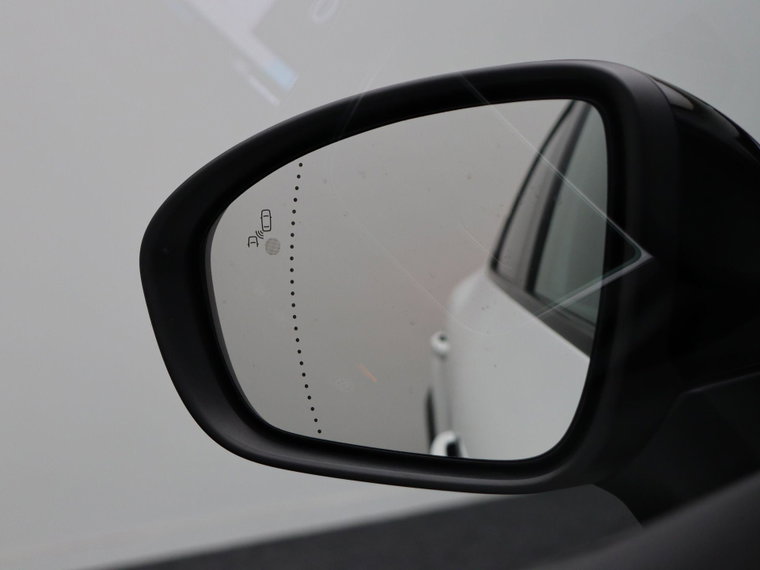 Vehicle Image 50