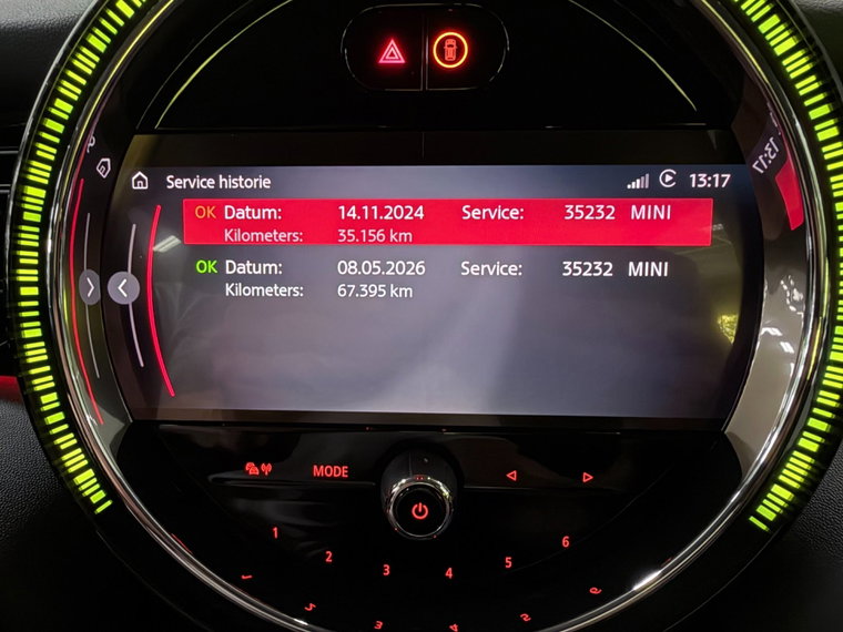 Vehicle Image 50
