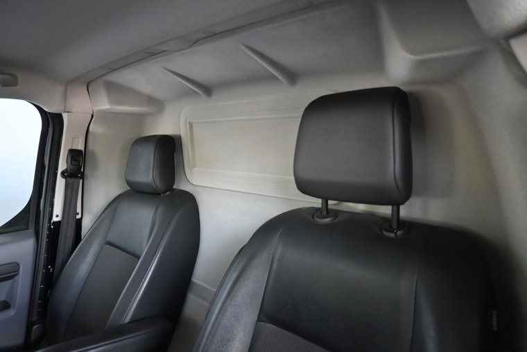 Vehicle Image 37