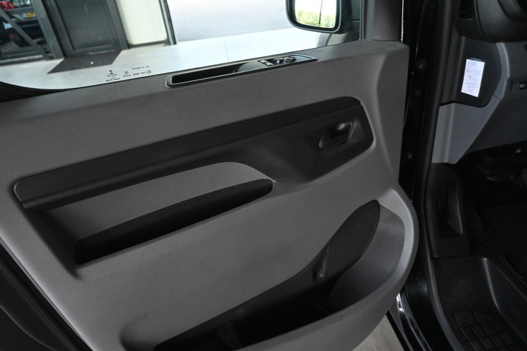 Vehicle Image 39