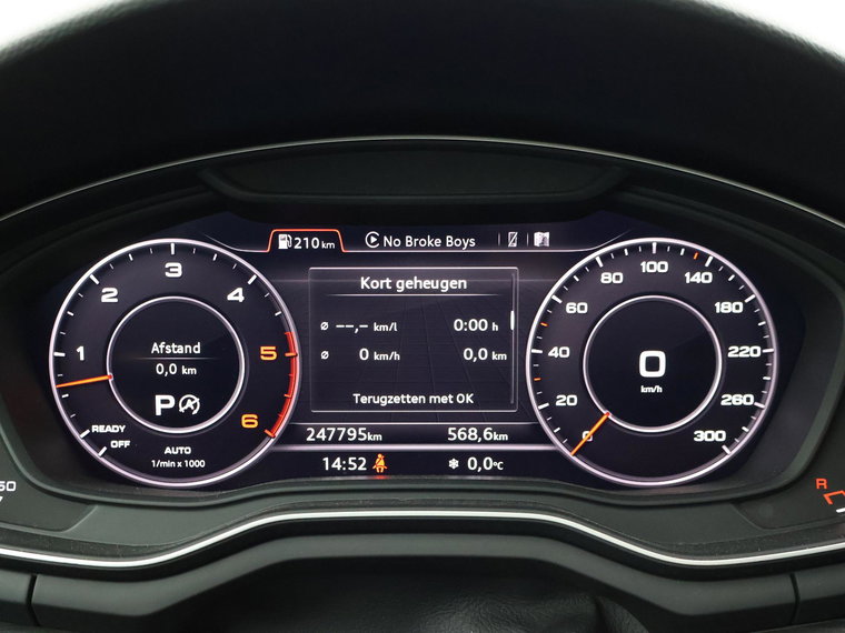 Vehicle Image 35