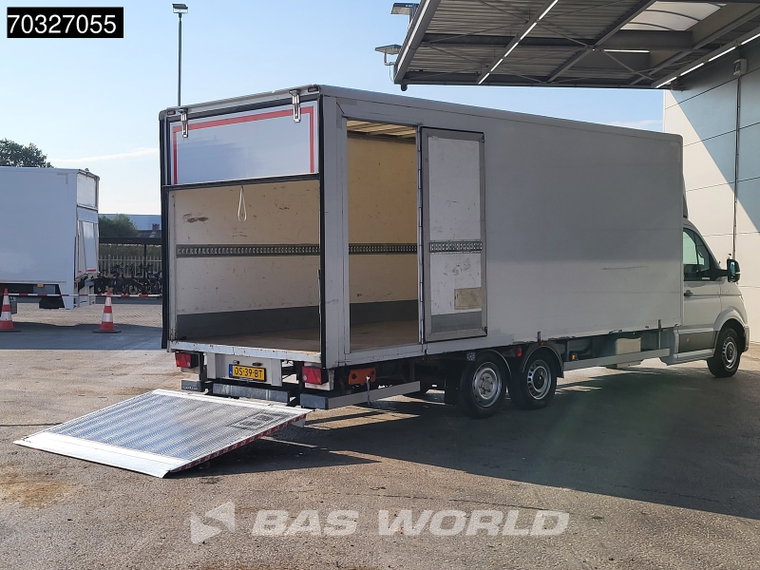 Vehicle Image 7