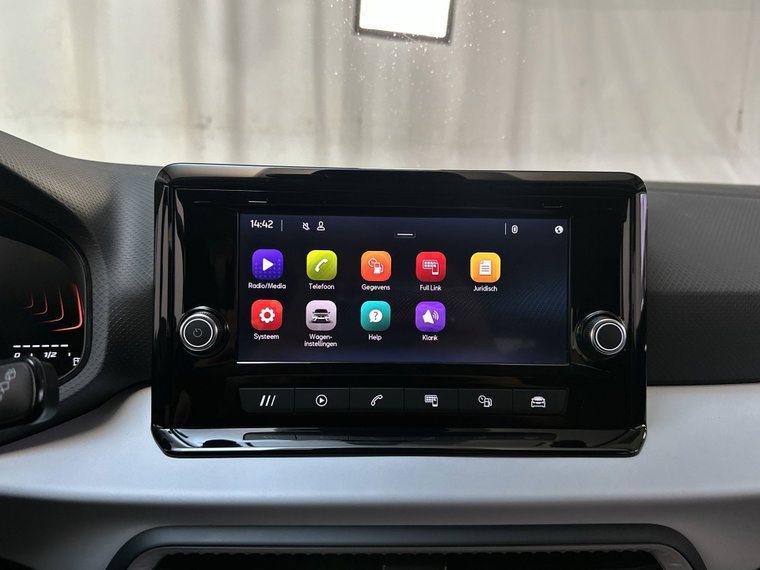 Vehicle Image 13