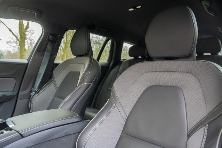 Vehicle Image 37