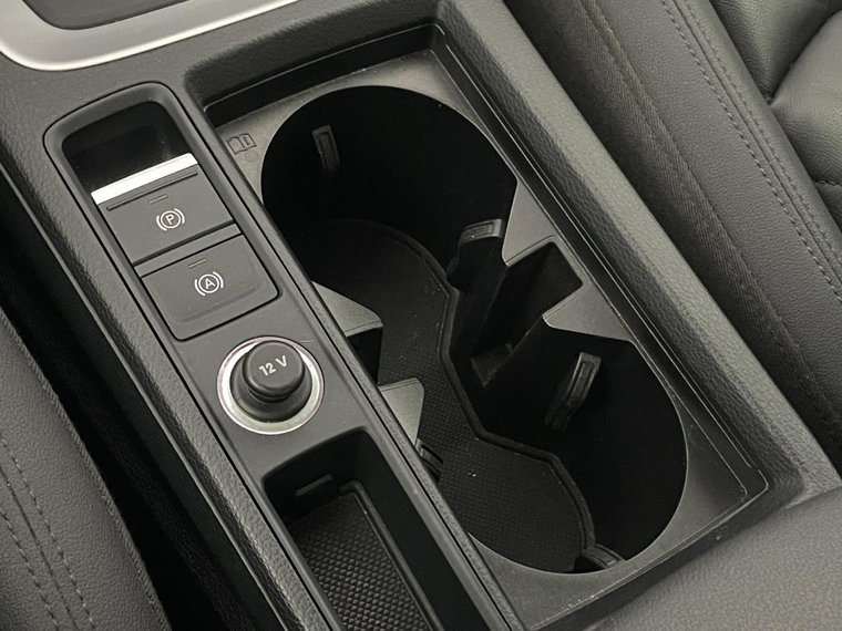 Vehicle Image 28