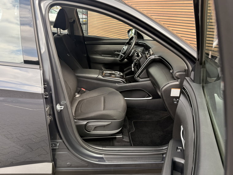 Vehicle Image 41