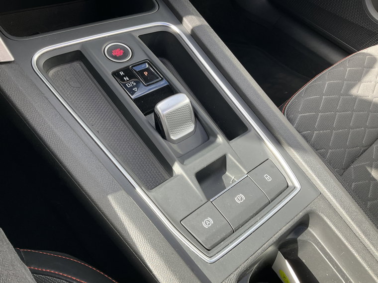 Vehicle Image 26