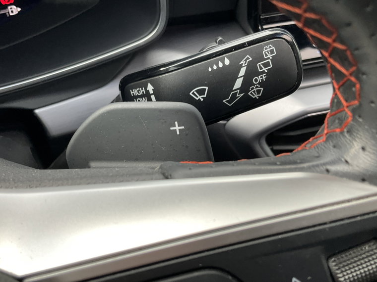 Vehicle Image 38