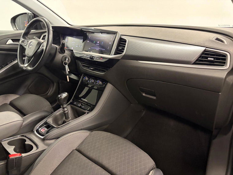 Vehicle Image 30