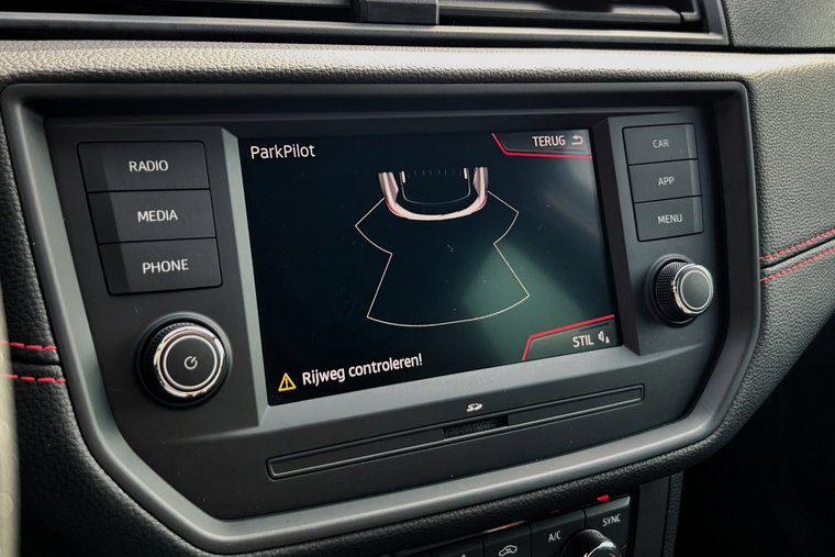 Vehicle Image 21