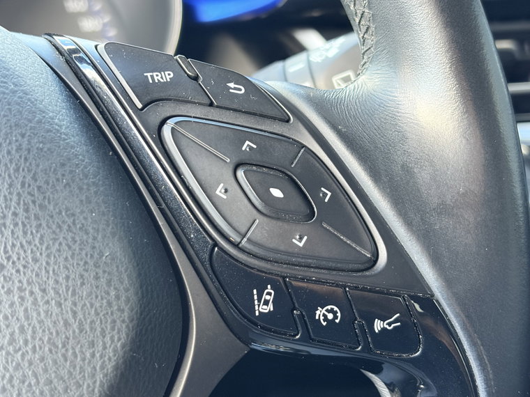 Vehicle Image 35