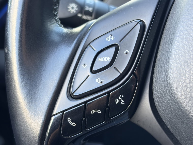 Vehicle Image 36