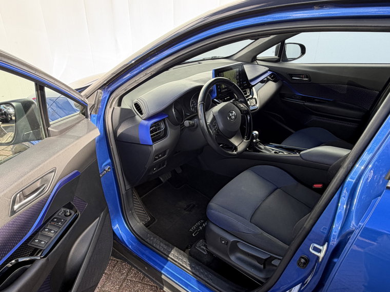 Vehicle Image 40