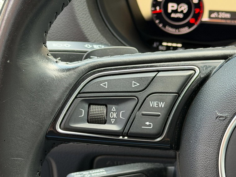 Vehicle Image 26