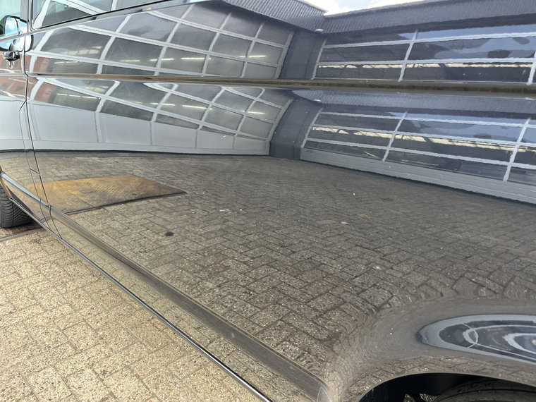 Vehicle Image 45