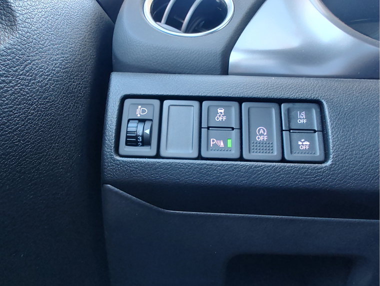 Vehicle Image 19