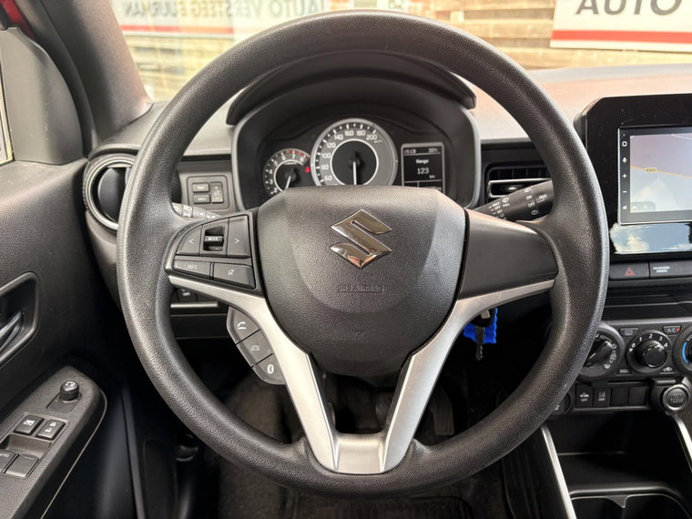 Vehicle Image 24
