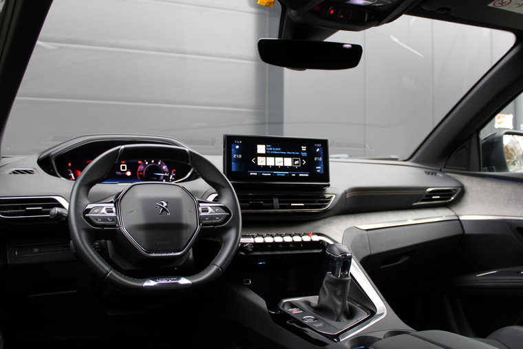 Vehicle Image 20