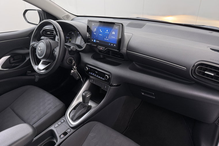 Vehicle Image 15