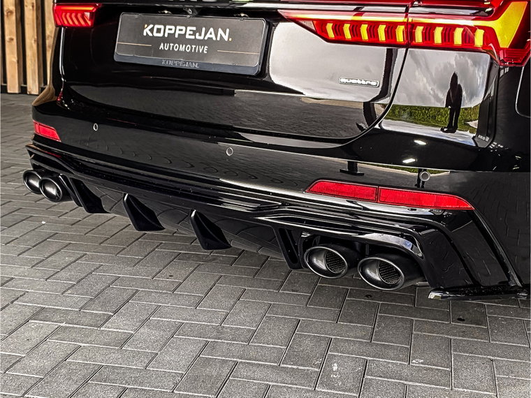 Vehicle Image 42