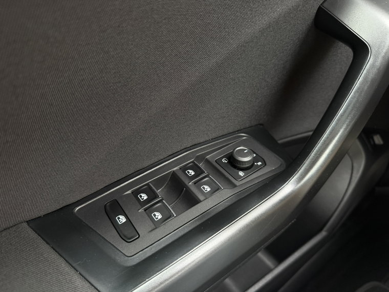 Vehicle Image 50