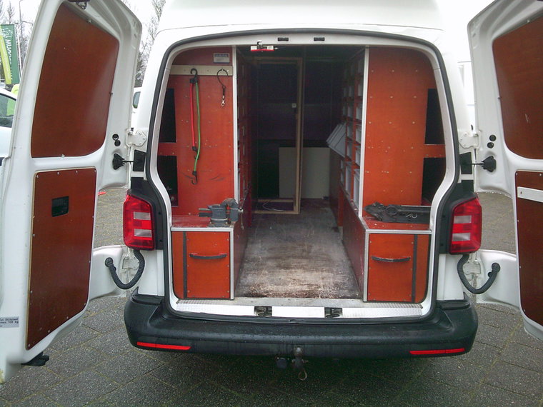Vehicle Image 19