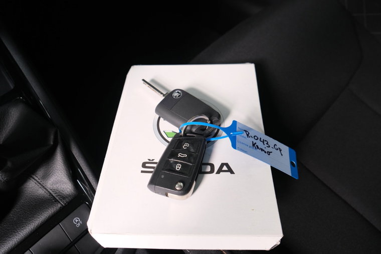 Vehicle Image 30