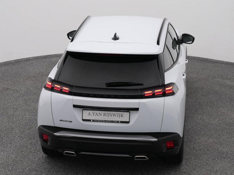 Vehicle Image 28