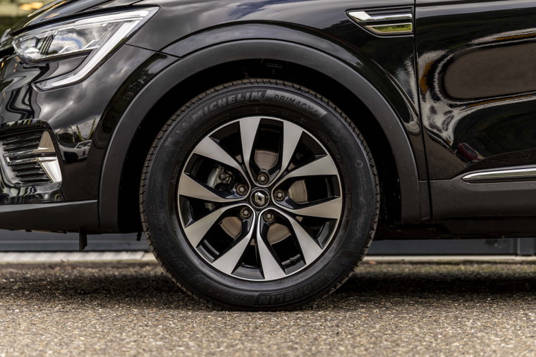 Vehicle Image 13