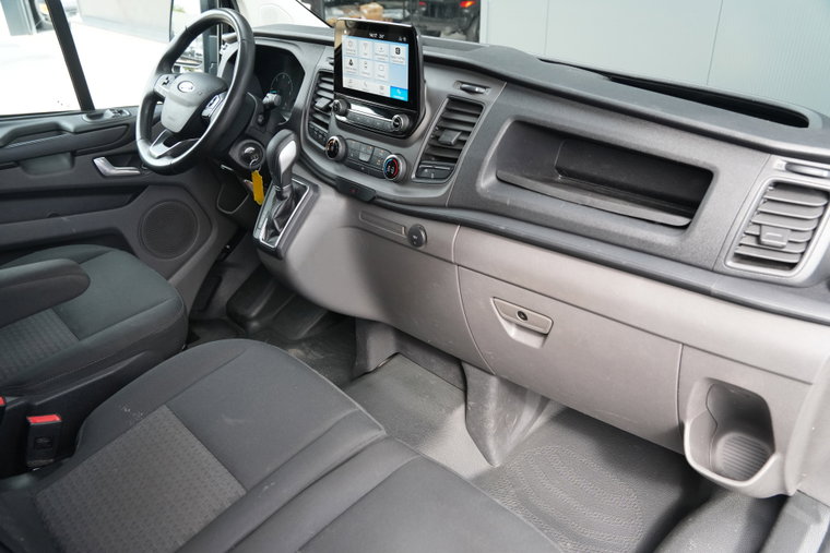 Vehicle Image 33