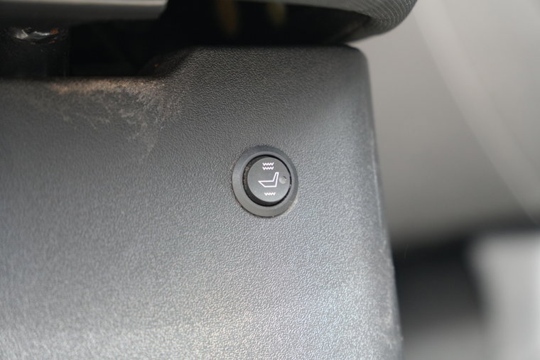Vehicle Image 35