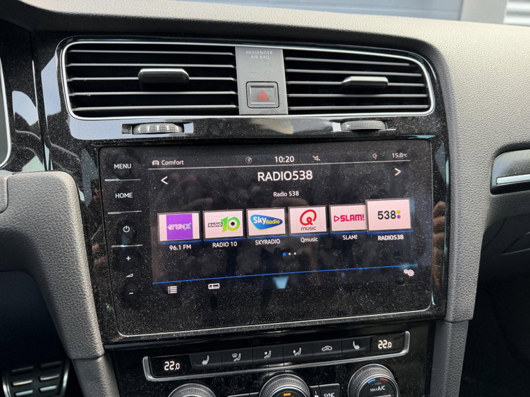 Vehicle Image 22