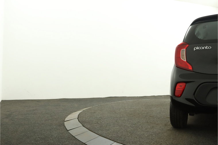 Vehicle Image 39