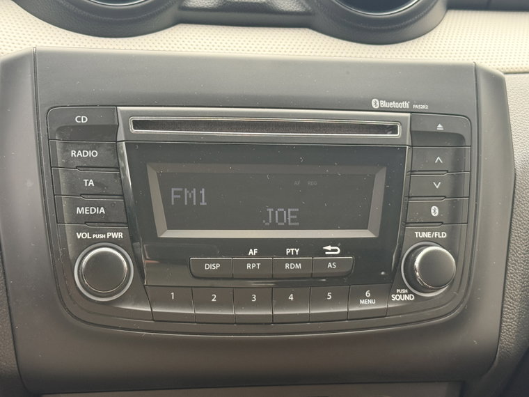 Vehicle Image 28