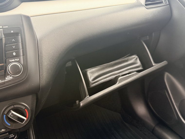 Vehicle Image 34