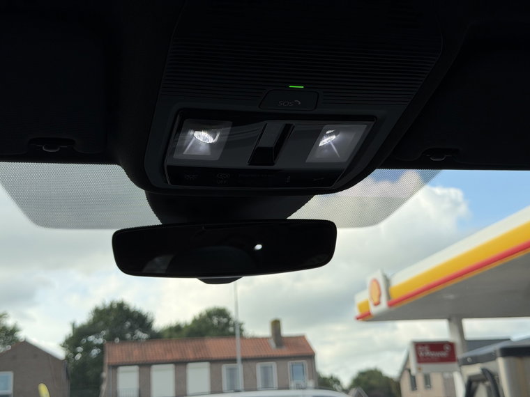 Vehicle Image 27