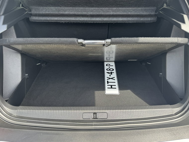 Vehicle Image 45