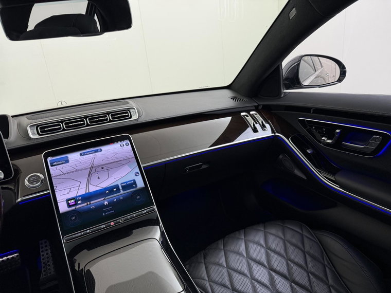 Vehicle Image 35