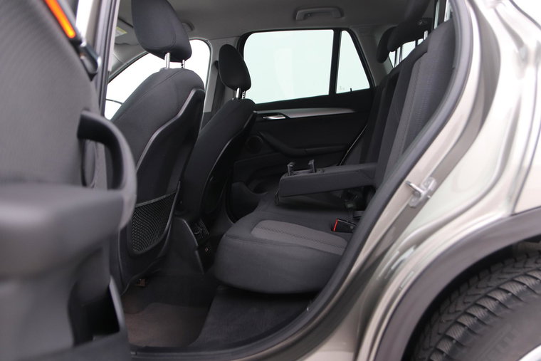 Vehicle Image 39